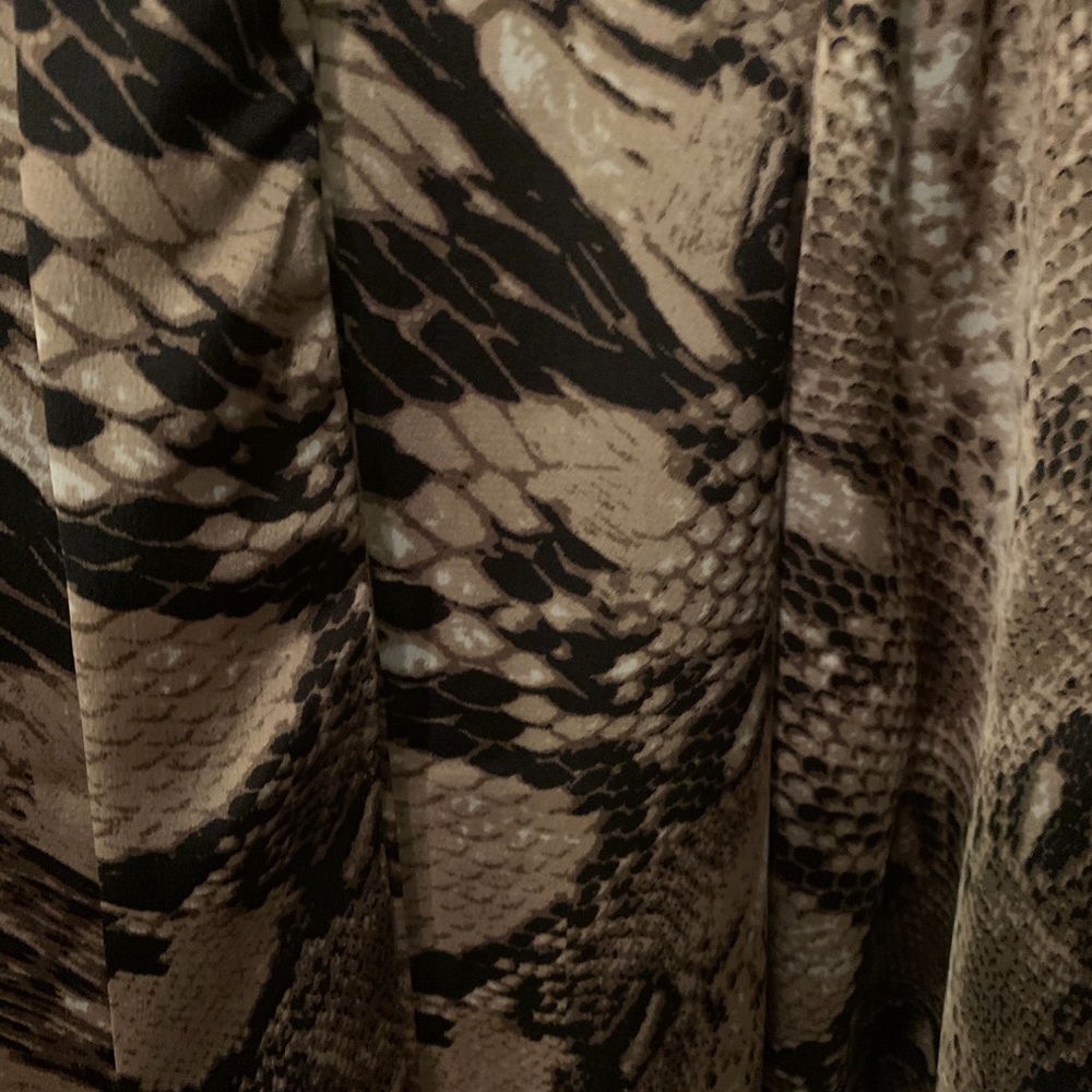 Animal print blouse - Picture 3 of 7